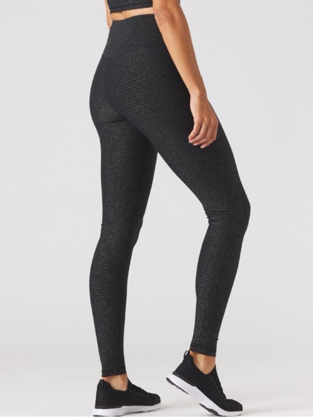 Glyder Vintage Sultry Leggings Black and Gold Shimmer Women’s Size Medium